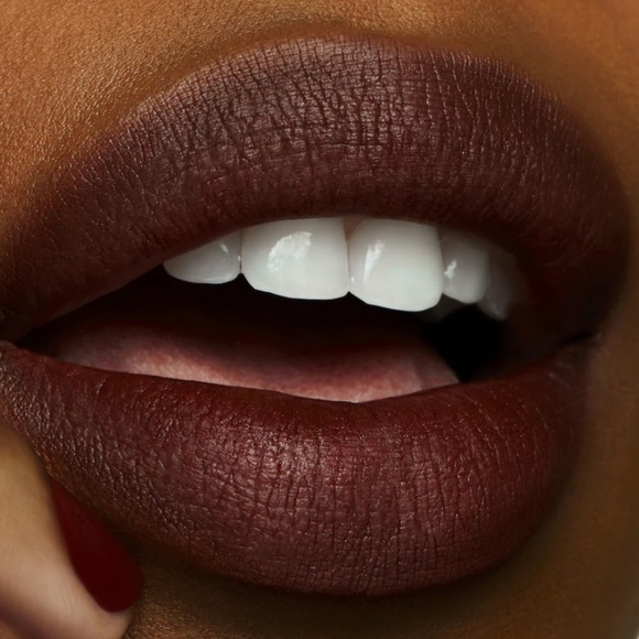 MAC Cosmetics Powder Kiss Lipstick in Turn to the Left (927) NIB - Picture 5 of 7